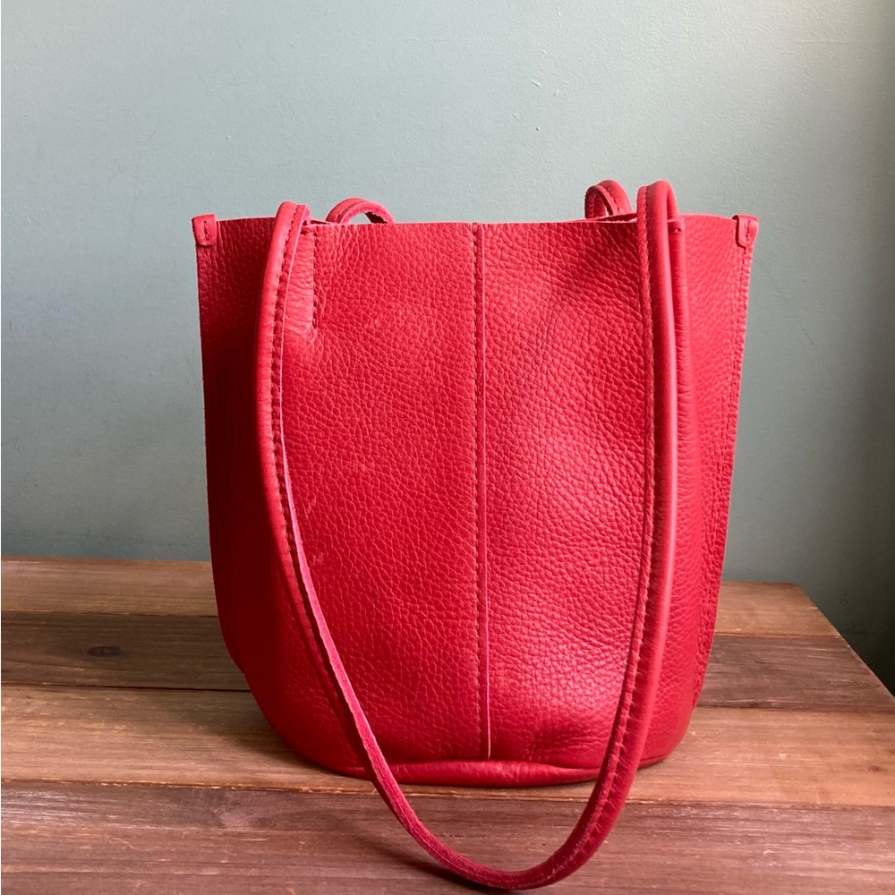Portland Leather Scarlet Shoulder Bag - Picture 2 of 11